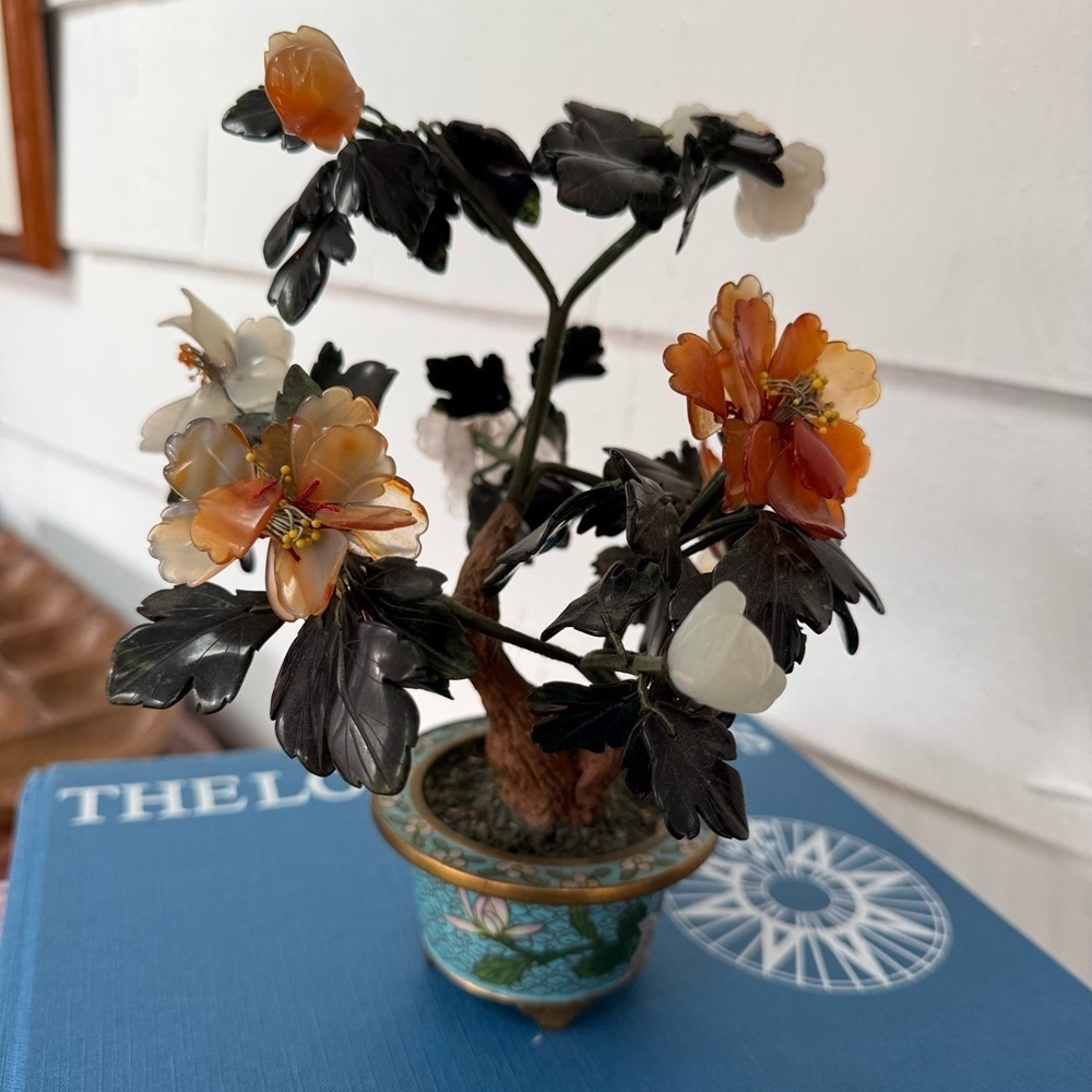 Vintage Chinese Carved Hardstone Flowering Bonsai in a Cloisonne Plant Pot jade - Picture 2 of 9
